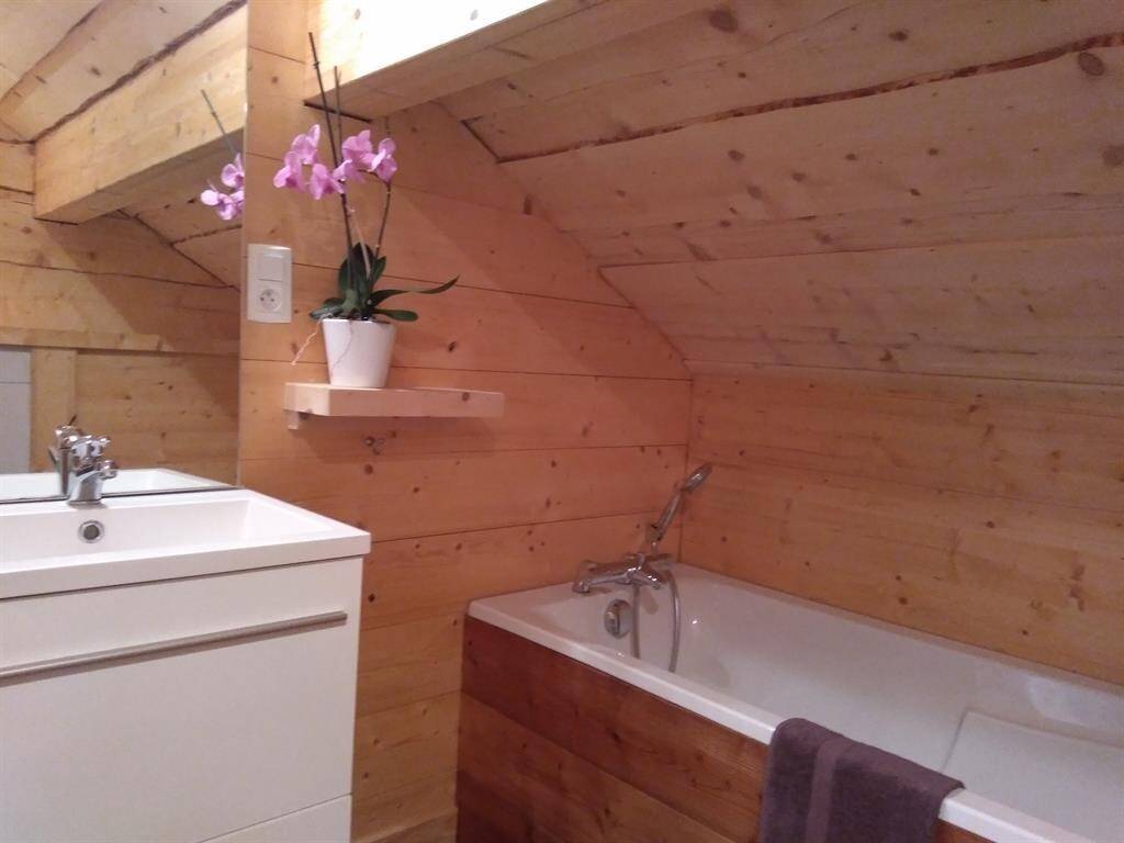 4d24f4bf3fe360b51c11861f75